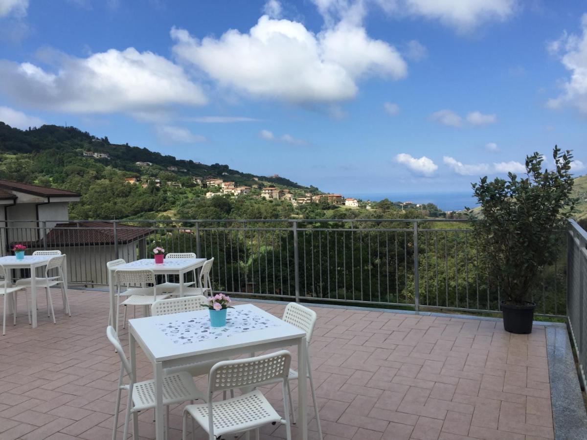 Vista D'Amare Bed & Breakfast Buonvicino Exterior photo