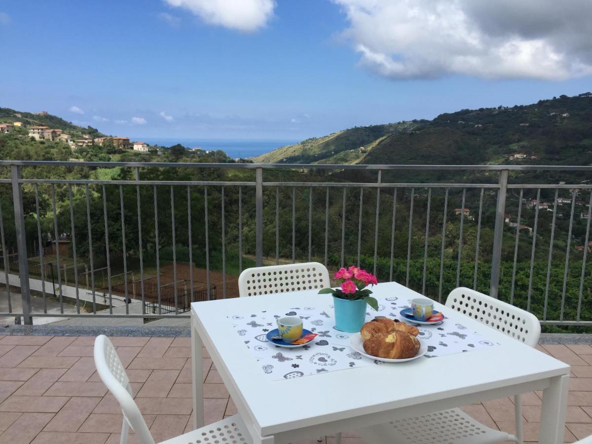Vista D'Amare Bed & Breakfast Buonvicino Exterior photo